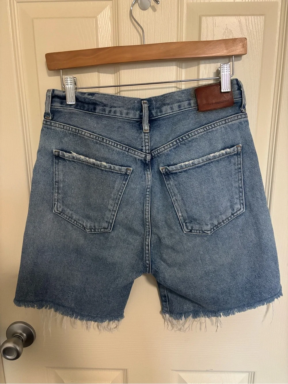 Citizens of Humanity Camilla Shorts 27 Distressed Long Bermuda Frayed Raw jorts